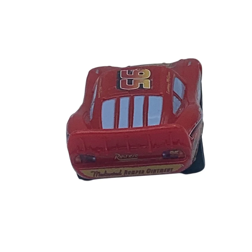 Disney Pixar Cars Lightning McQueen Mattel Red Diecast Toy Car 95 Rust-eze 3